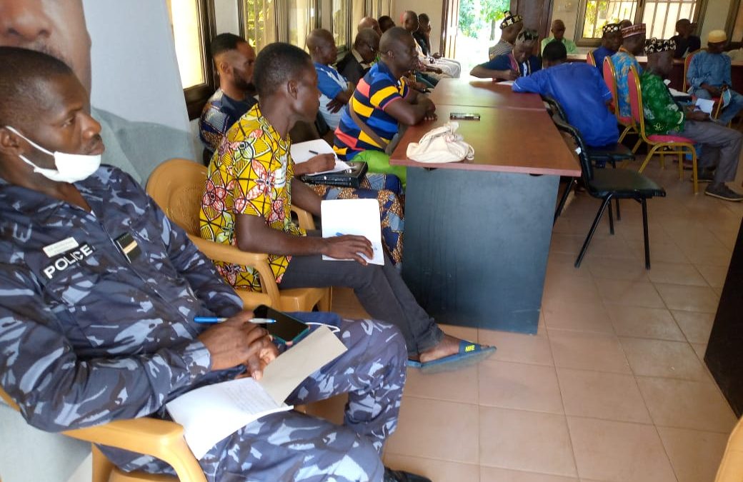 Tournée de sensibilisation du Maire Akebou1